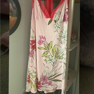 Secret Treasures small soft pink lace slip